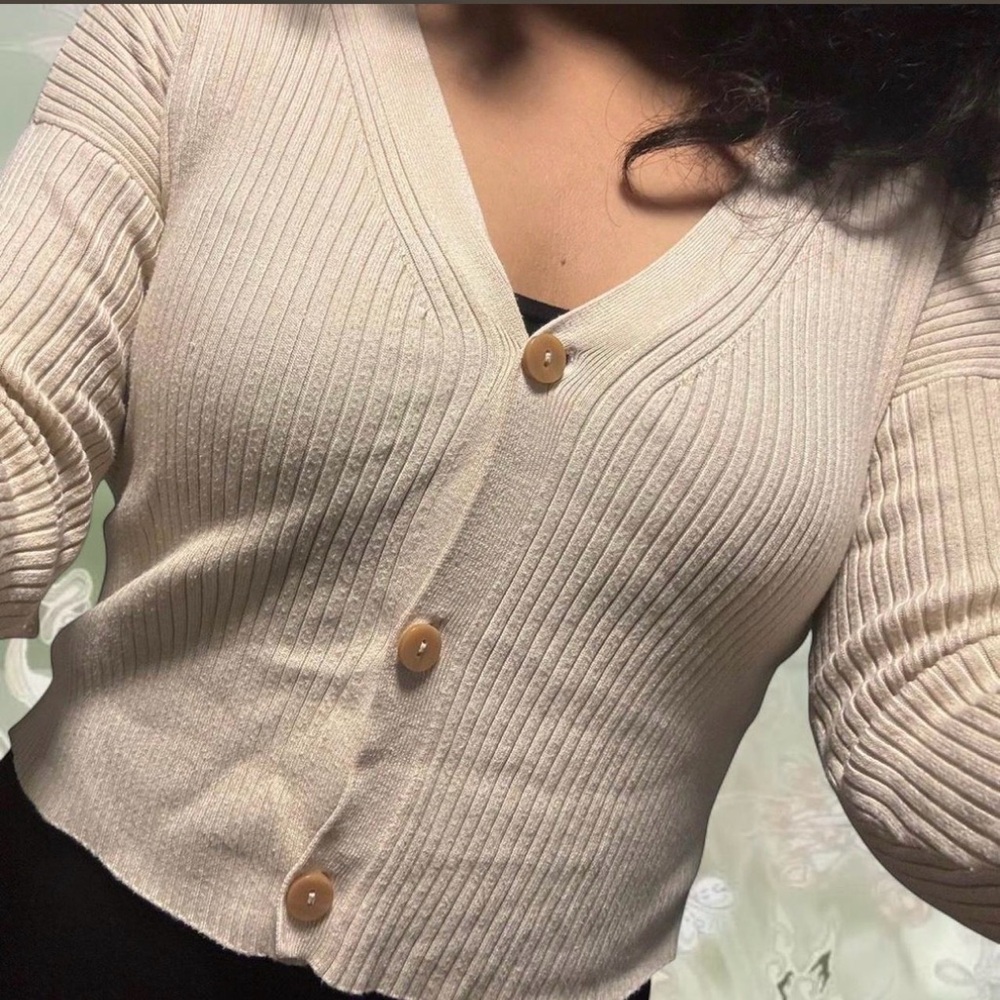 Abercrombie & Fitch Off-White Ribbed Cardigan